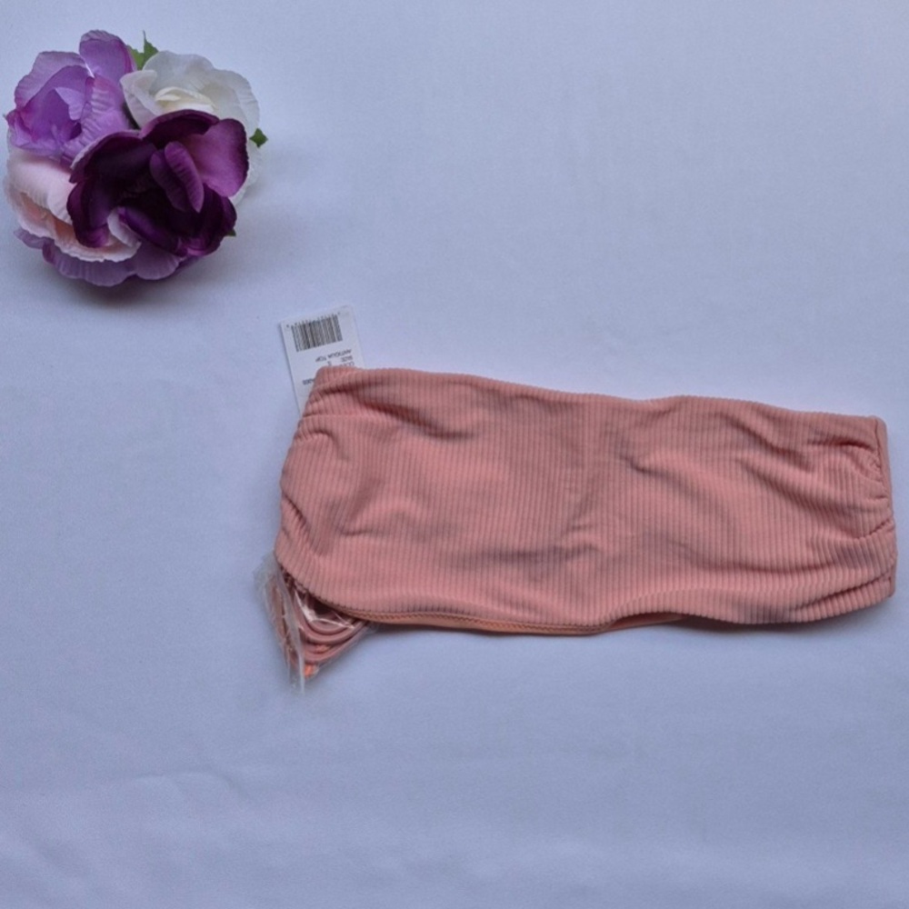 SPIRITUAL GANGSTER ANTIGUA RIBBED BIKINI TOP  COLOR CRL. SIZE SMALL.